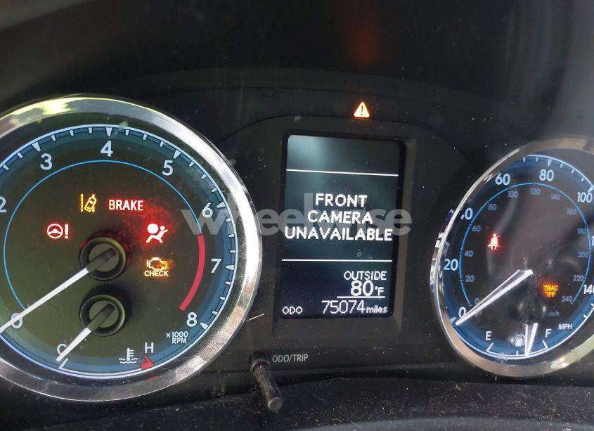 Photo 15 of 2018 Toyota Corolla LE (VIN 5YFBURHE5JP792932)