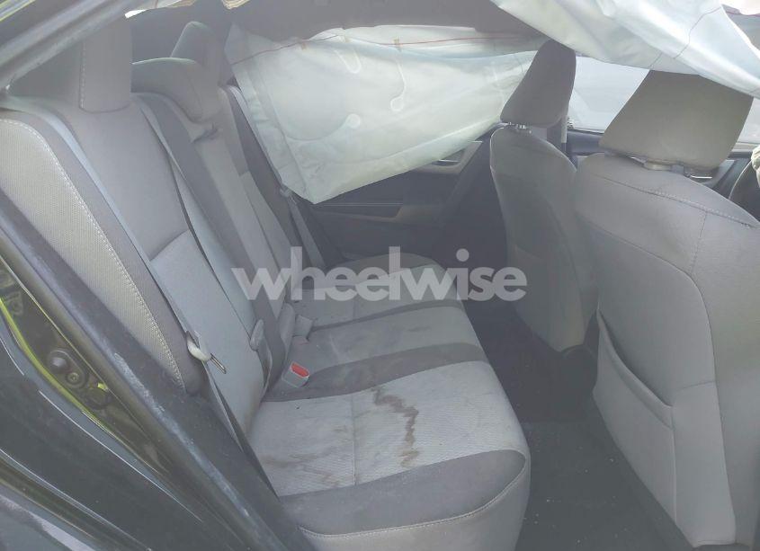 Photo 8 of 2018 Toyota Corolla LE (VIN 5YFBURHE5JP792932)