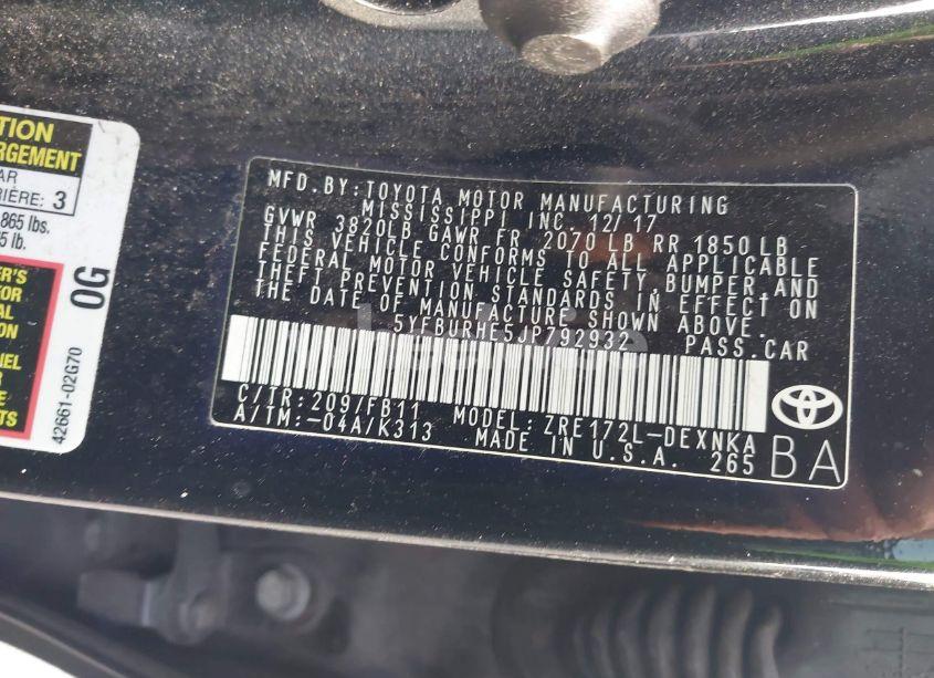 Photo 9 of 2018 Toyota Corolla LE (VIN 5YFBURHE5JP792932)