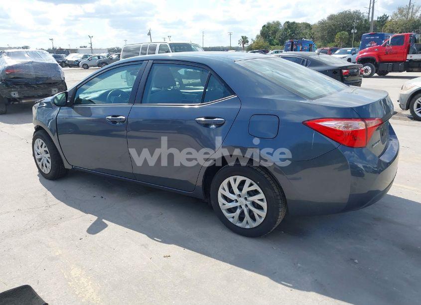 Photo 14 of 2018 Toyota Corolla LE (VIN 5YFBURHE5JP794003)