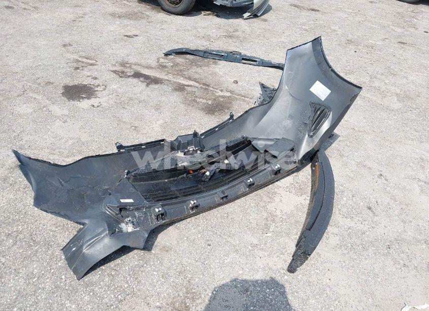 Photo 12 of 2018 Toyota Corolla LE (VIN 5YFBURHE5JP798469)