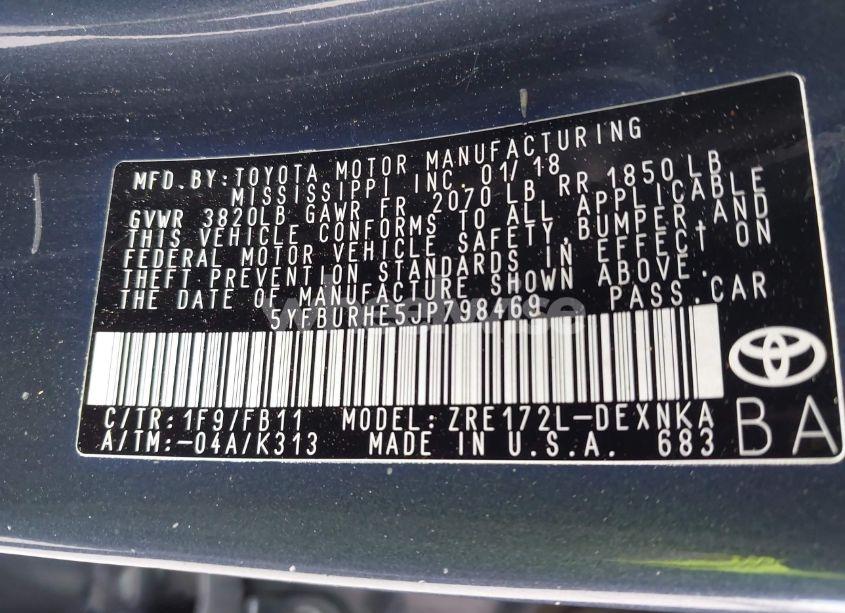 Photo 9 of 2018 Toyota Corolla LE (VIN 5YFBURHE5JP798469)