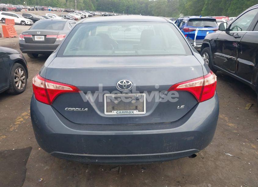 Photo 16 of 2018 Toyota Corolla LE (VIN 5YFBURHE5JP813259)
