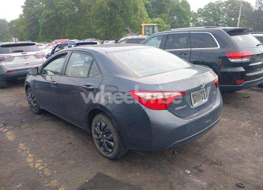 Photo 3 of 2018 Toyota Corolla LE (VIN 5YFBURHE5JP813259)