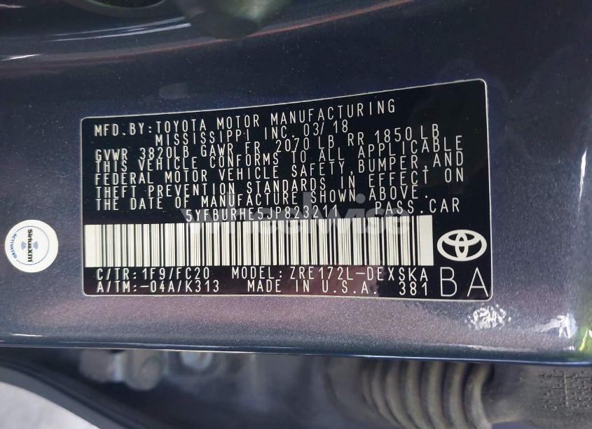 Photo 9 of 2018 Toyota Corolla SE (VIN 5YFBURHE5JP823211)