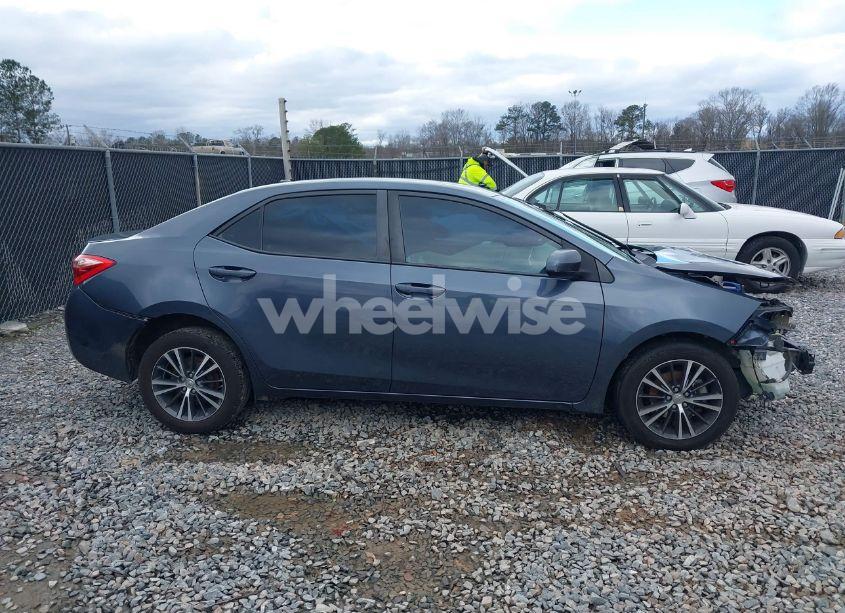 Photo 13 of 2018 Toyota Corolla L/LE/XLE/SE/XSE (VIN 5YFBURHE5JP829428)