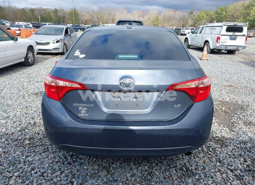 Photo 16 of 2018 Toyota Corolla L/LE/XLE/SE/XSE (VIN 5YFBURHE5JP829428)