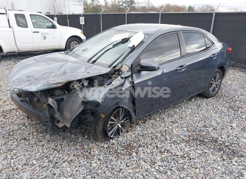 Photo 2 of 2018 Toyota Corolla L/LE/XLE/SE/XSE (VIN 5YFBURHE5JP829428)