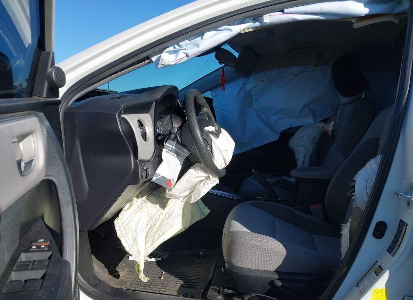 Photo 5 of 2018 Toyota Corolla LE (VIN 5YFBURHE5JP852191)