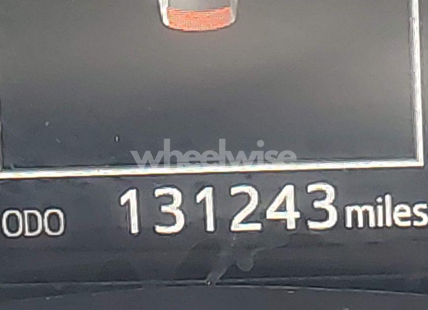 Photo 15 of 2019 Toyota Corolla SE (VIN 5YFBURHE5KP861233)