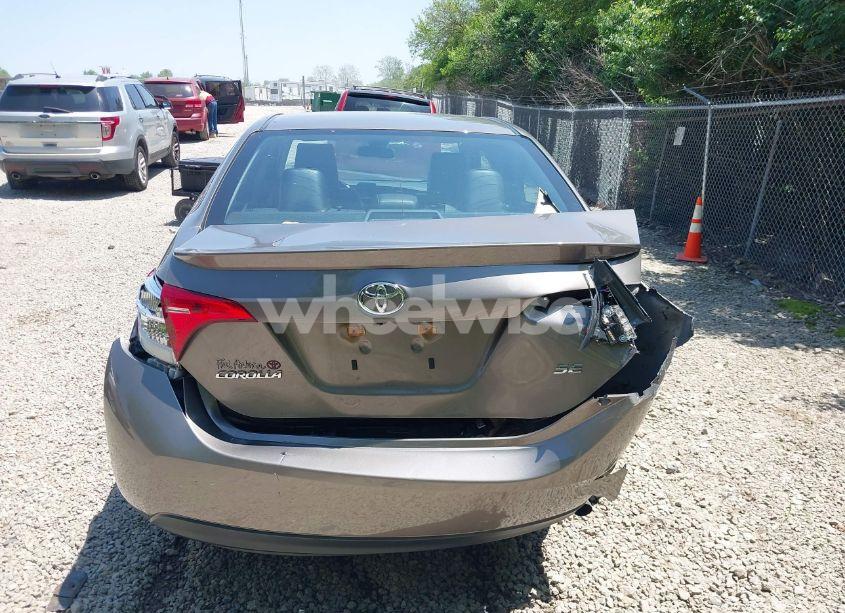 Photo 16 of 2019 Toyota Corolla SE (VIN 5YFBURHE5KP861233)