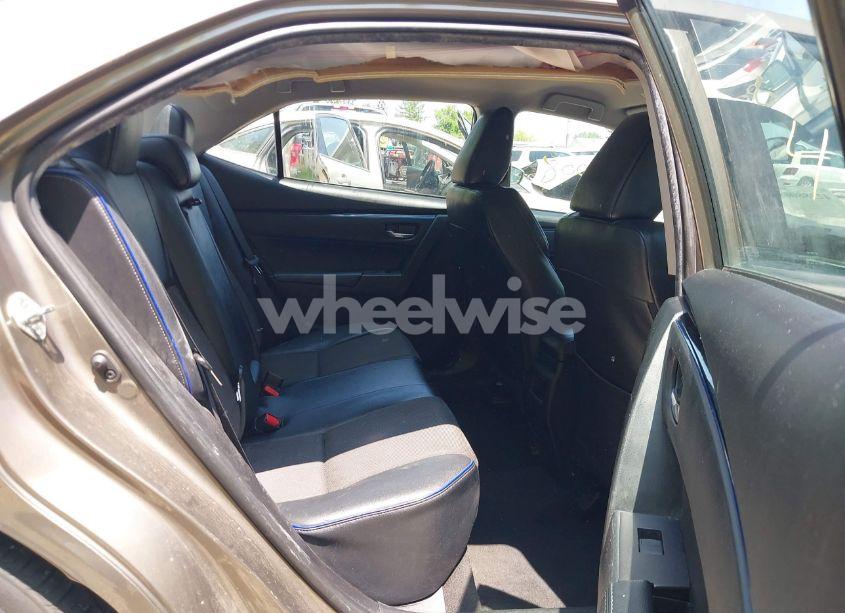 Photo 8 of 2019 Toyota Corolla SE (VIN 5YFBURHE5KP861233)