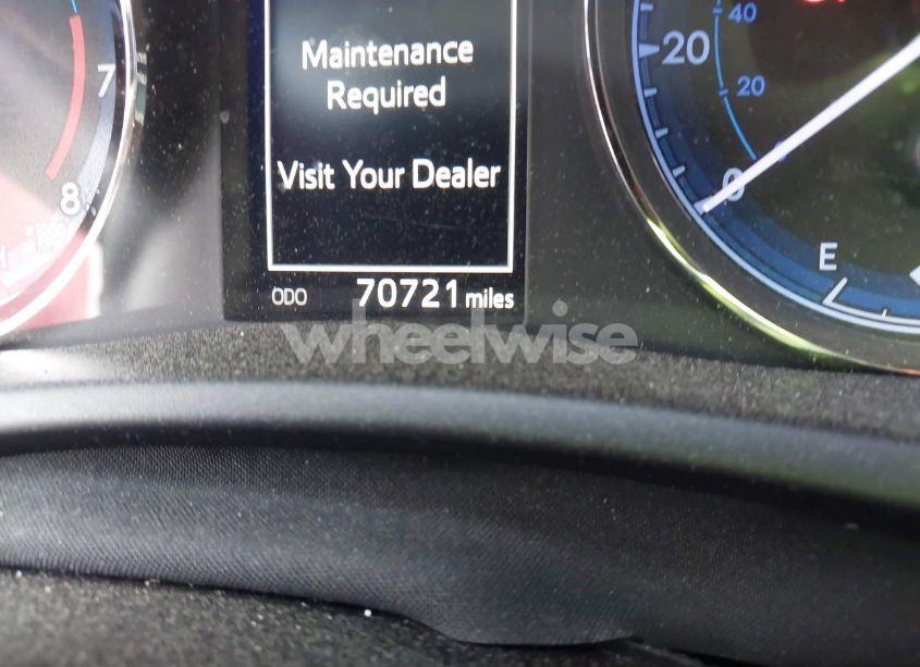 Photo 16 of 2019 Toyota Corolla XLE (VIN 5YFBURHE5KP871504)