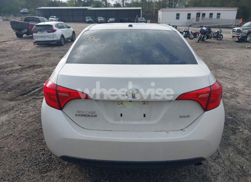 Photo 17 of 2019 Toyota Corolla XLE (VIN 5YFBURHE5KP871504)