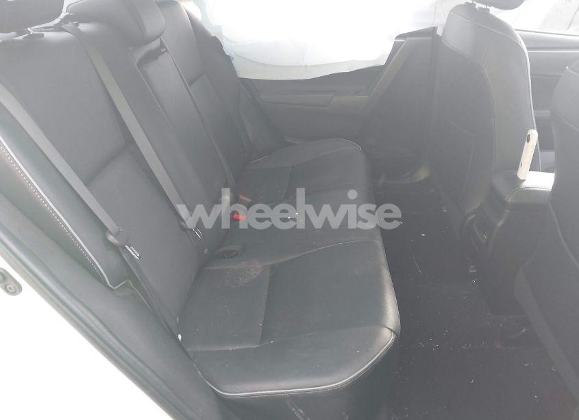 Photo 8 of 2019 Toyota Corolla XLE (VIN 5YFBURHE5KP871504)