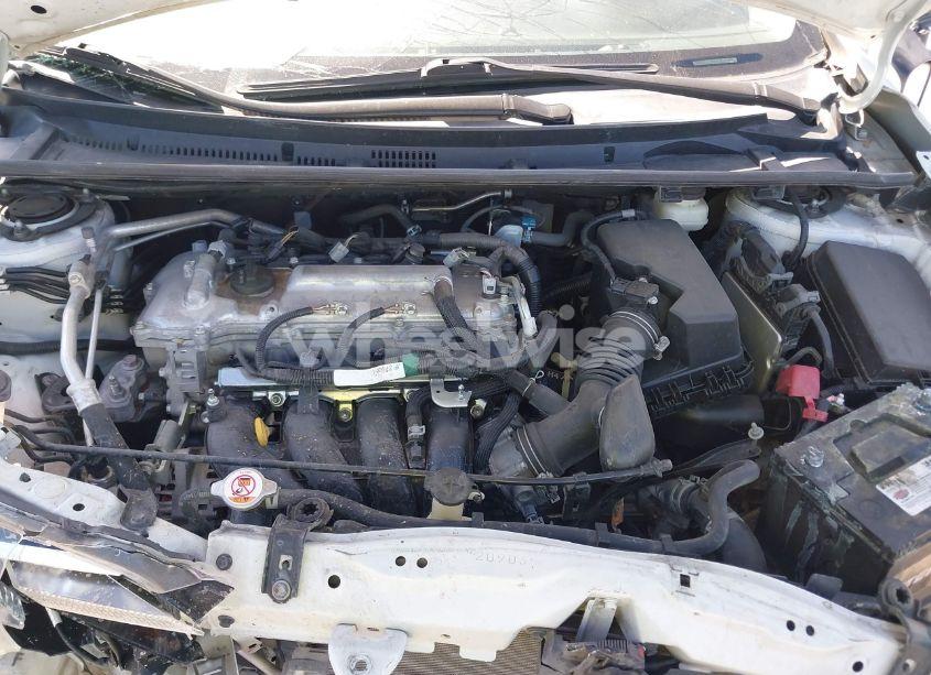 Photo 10 of 2019 Toyota Corolla LE (VIN 5YFBURHE5KP896225)