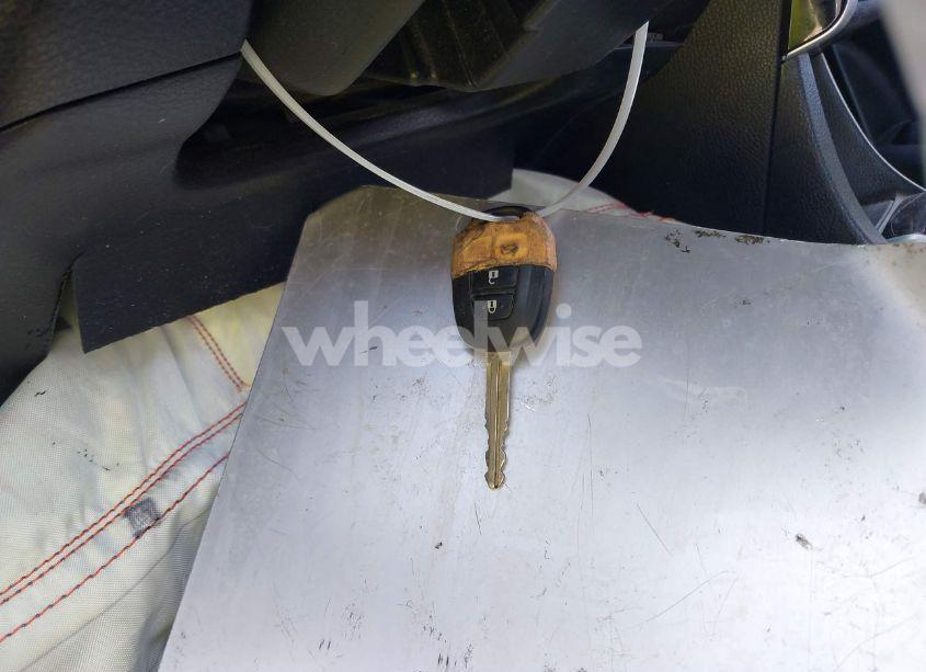 Photo 11 of 2019 Toyota Corolla LE (VIN 5YFBURHE5KP896225)