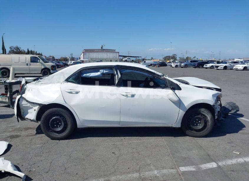 Photo 14 of 2019 Toyota Corolla LE (VIN 5YFBURHE5KP896225)