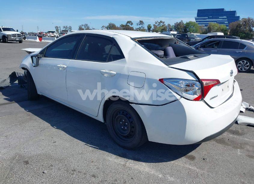 Photo 3 of 2019 Toyota Corolla LE (VIN 5YFBURHE5KP896225)