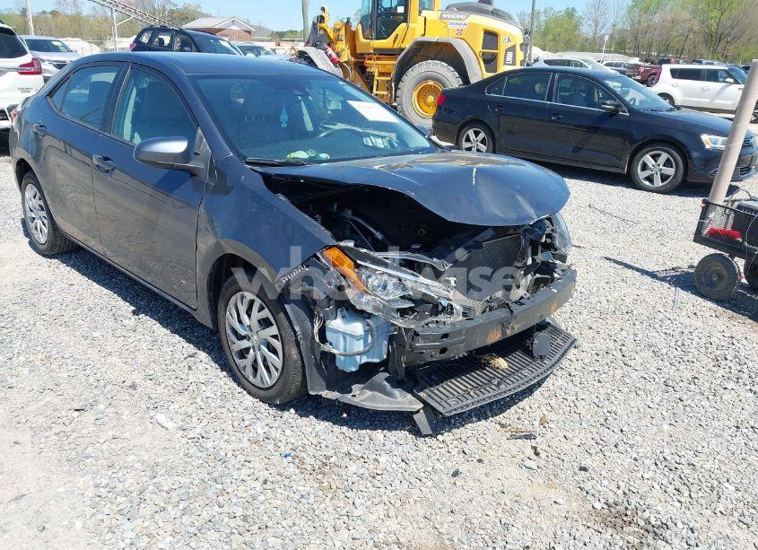 2019 Toyota Corolla LE (VIN 5YFBURHE5KP897309) main photo