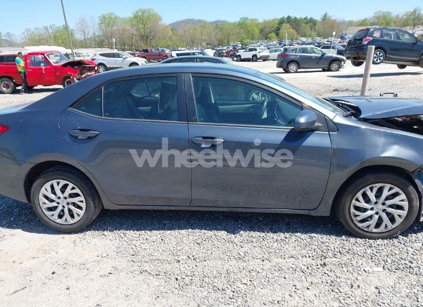 Photo 14 of 2019 Toyota Corolla LE (VIN 5YFBURHE5KP897309)