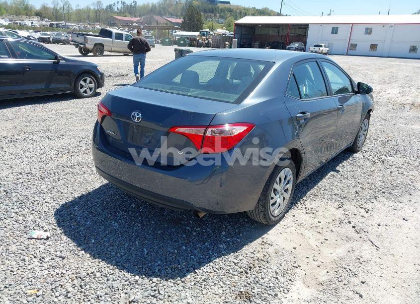 Photo 4 of 2019 Toyota Corolla LE (VIN 5YFBURHE5KP897309)