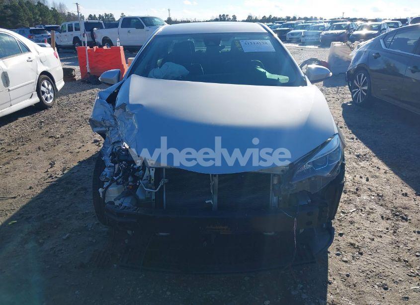 Photo 13 of 2019 Toyota Corolla L/LE/XLE/SE/XSE (VIN 5YFBURHE5KP912424)