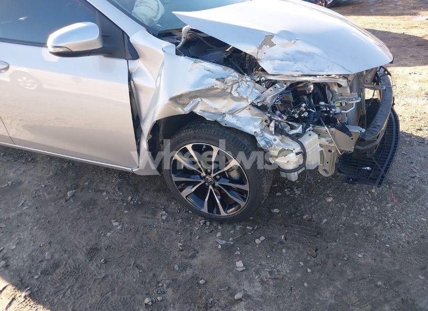 Photo 6 of 2019 Toyota Corolla L/LE/XLE/SE/XSE (VIN 5YFBURHE5KP912424)