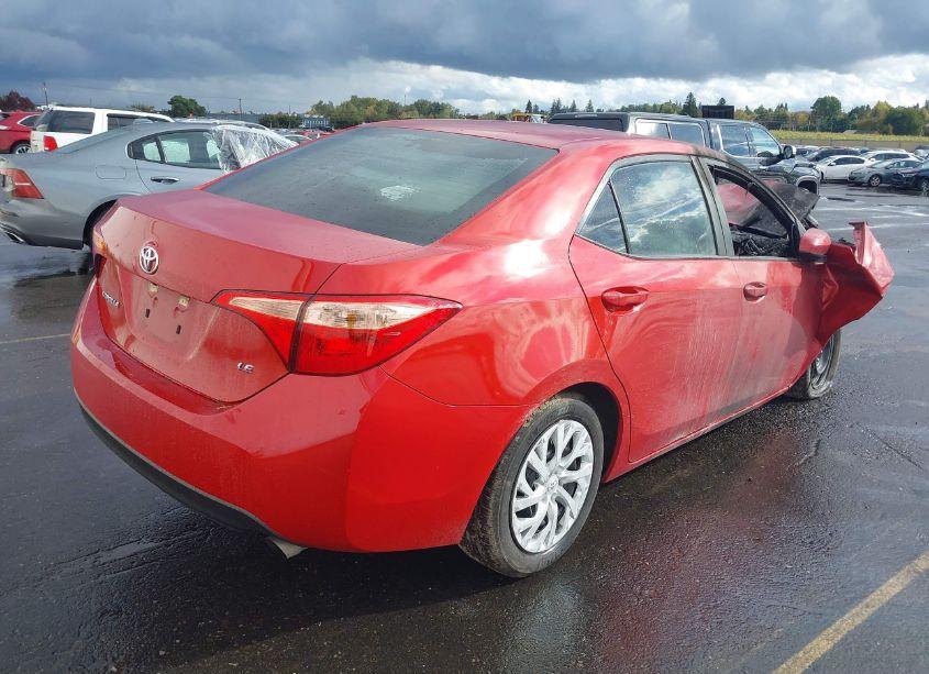 Photo 4 of 2019 Toyota Corolla LE (VIN 5YFBURHE5KP933323)