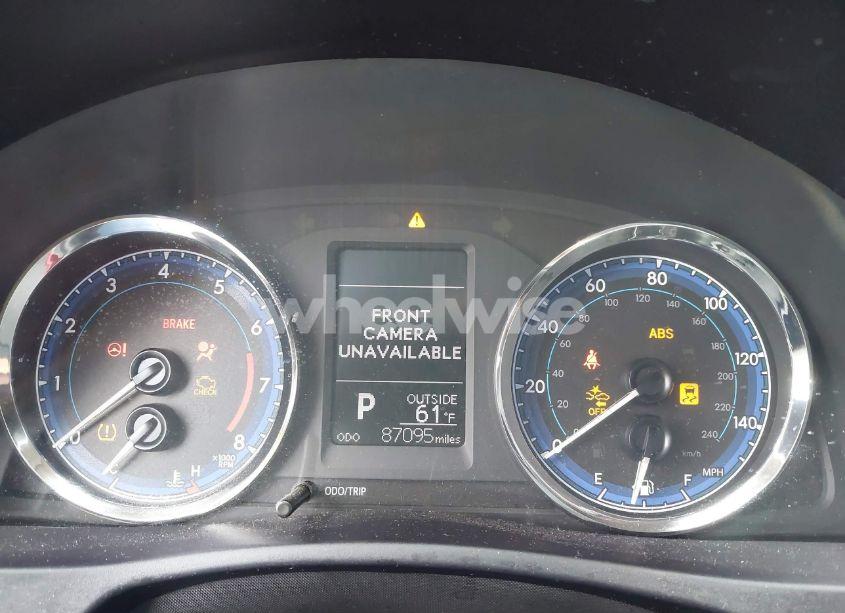 Photo 7 of 2019 Toyota Corolla LE (VIN 5YFBURHE5KP936836)