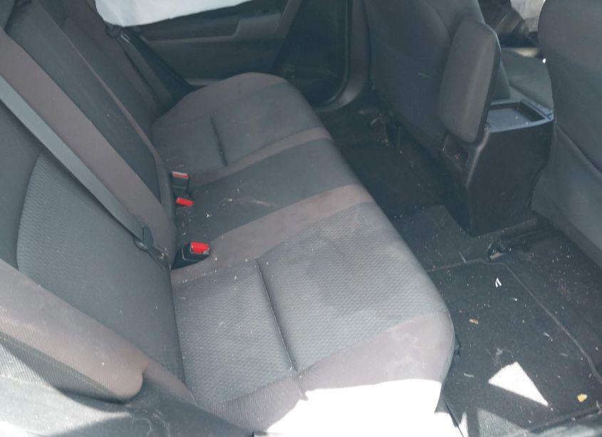 Photo 8 of 2019 Toyota Corolla LE (VIN 5YFBURHE5KP940868)