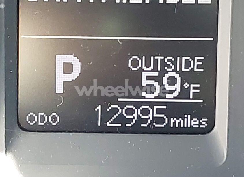 Photo 15 of 2019 Toyota Corolla LE (VIN 5YFBURHE5KP945987)