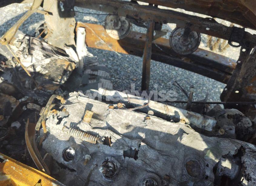 Photo 10 of 2014 Toyota Corolla LE PLUS (VIN 5YFBURHE6EP016900)