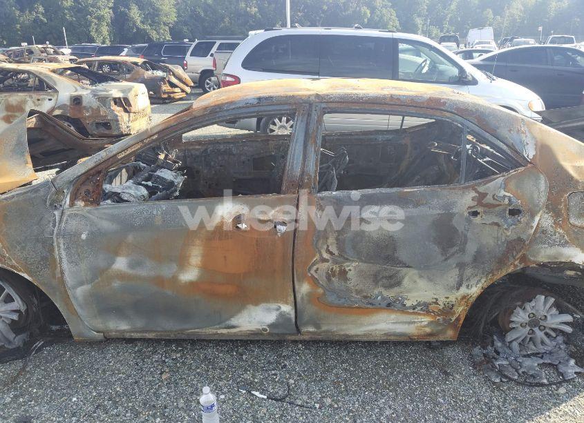 Photo 14 of 2014 Toyota Corolla LE PLUS (VIN 5YFBURHE6EP016900)