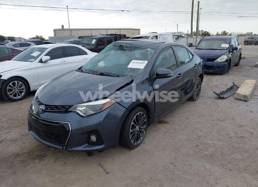 Photo 2 of 2014 Toyota Corolla L/LE/LE PLS/PRM/S/S PLS (VIN 5YFBURHE6EP026309)