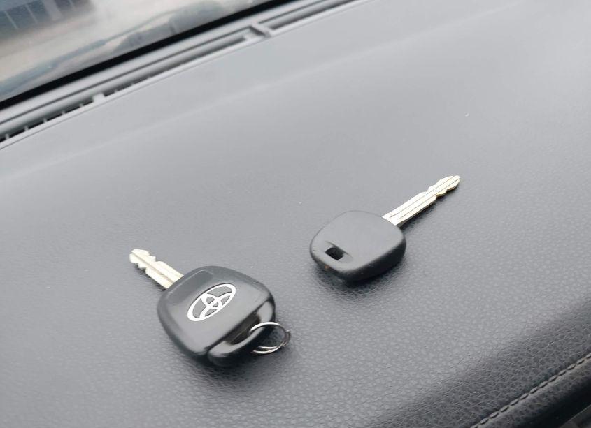 Photo 11 of 2014 Toyota Corolla S PLUS (VIN 5YFBURHE6EP075574)