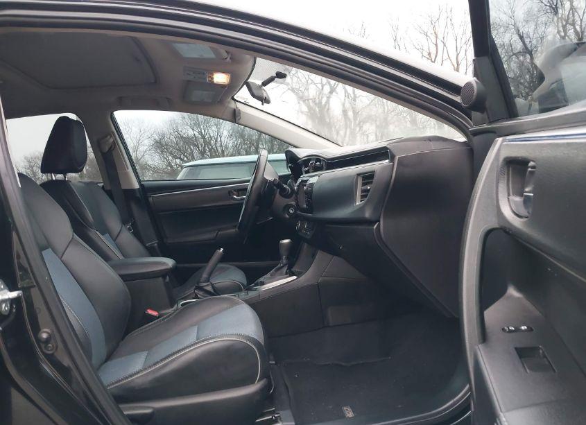Photo 5 of 2014 Toyota Corolla S PLUS (VIN 5YFBURHE6EP075574)