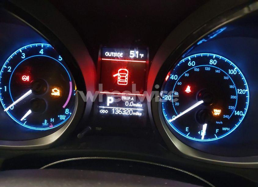 Photo 7 of 2014 Toyota Corolla S PLUS (VIN 5YFBURHE6EP081603)