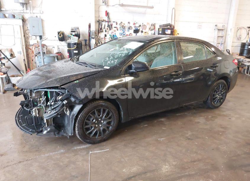 Photo 2 of 2014 Toyota Corolla LE (VIN 5YFBURHE6EP091791)