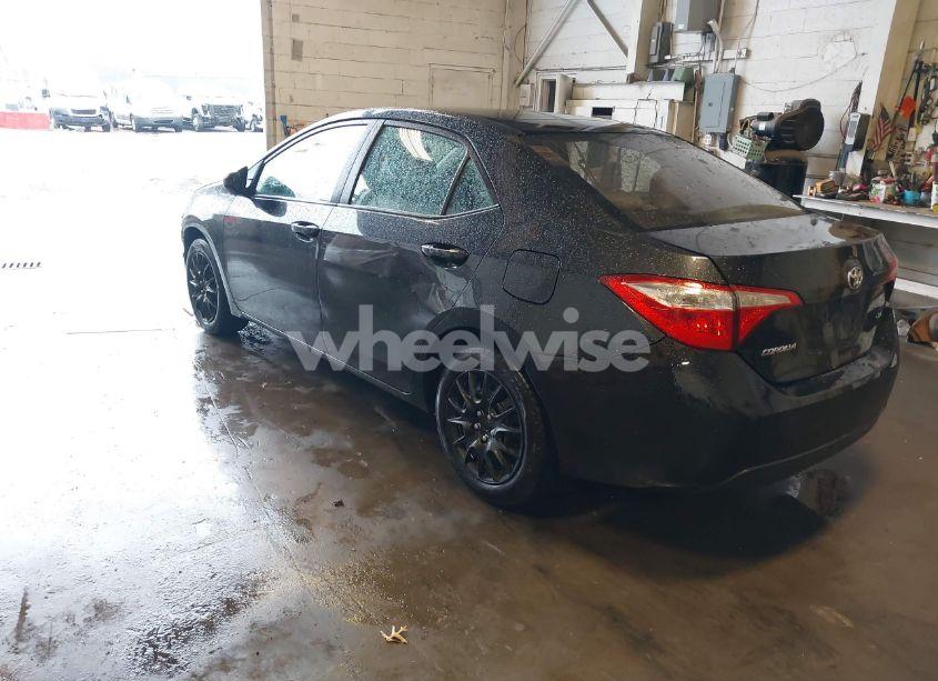 Photo 3 of 2014 Toyota Corolla LE (VIN 5YFBURHE6EP091791)