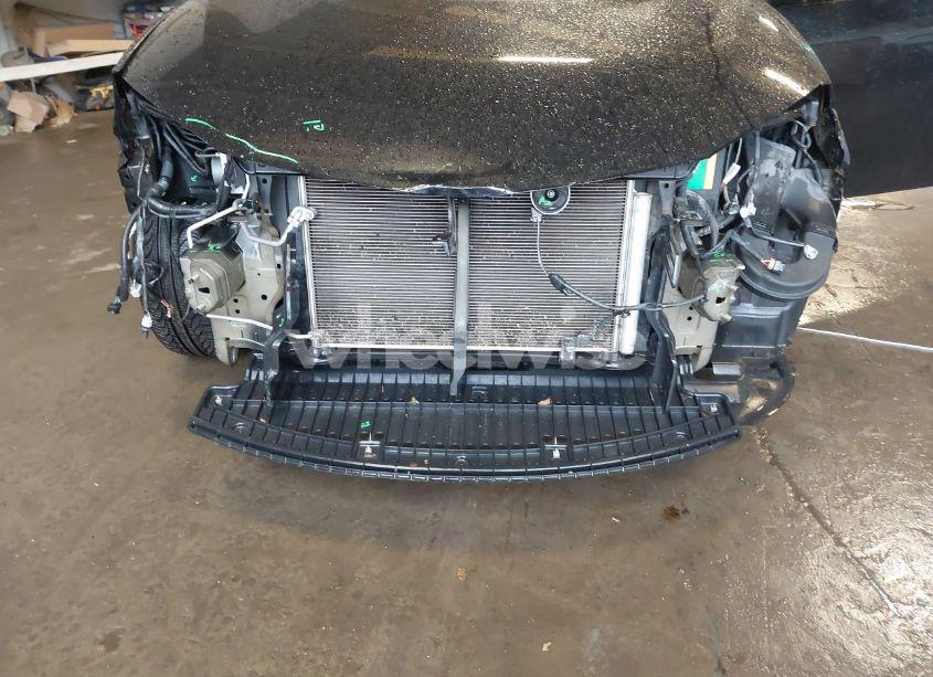 Photo 6 of 2014 Toyota Corolla LE (VIN 5YFBURHE6EP091791)