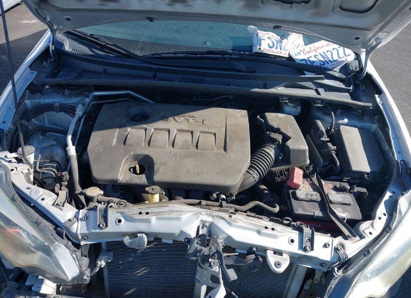 Photo 10 of 2014 Toyota Corolla L/LE/LE PLS/PRM/S/S PLS (VIN 5YFBURHE6EP094089)