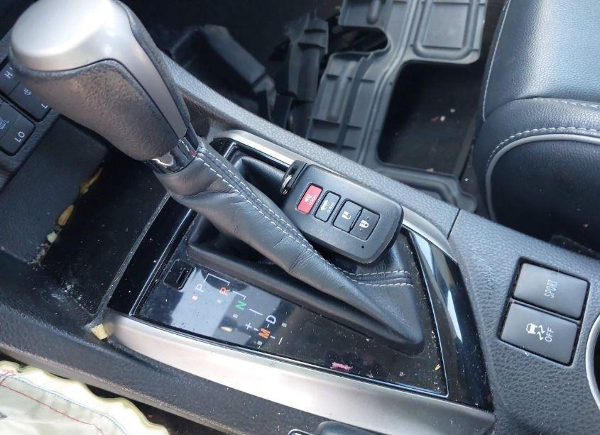 Photo 11 of 2014 Toyota Corolla L/LE/LE PLS/PRM/S/S PLS (VIN 5YFBURHE6EP094089)