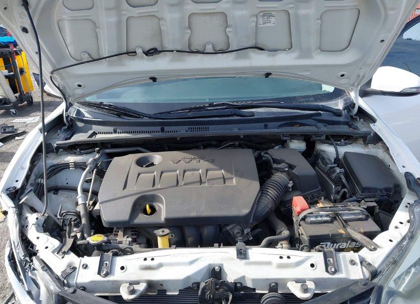 Photo 10 of 2014 Toyota Corolla S (VIN 5YFBURHE6EP104295)