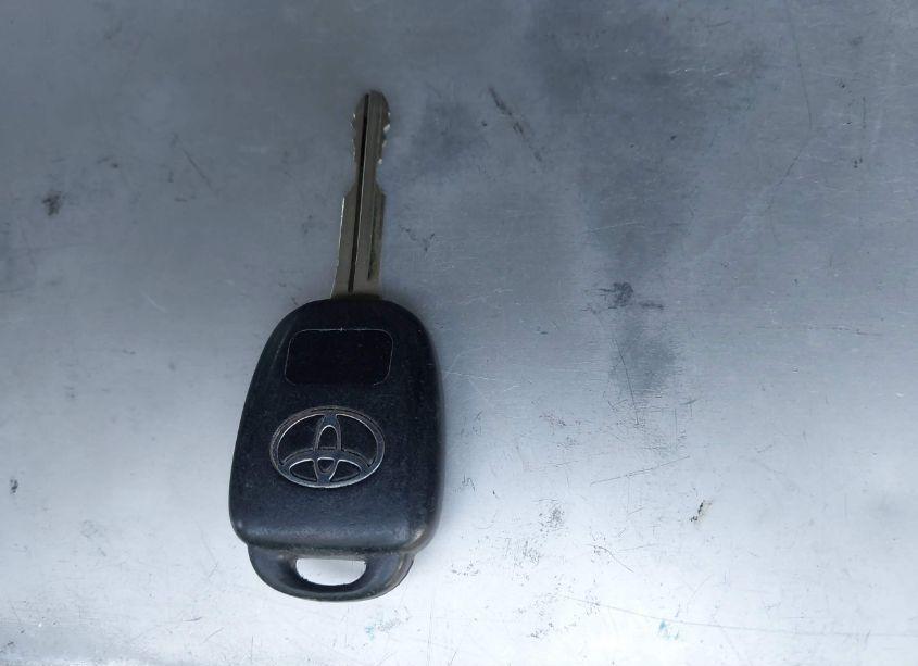 Photo 11 of 2014 Toyota Corolla S (VIN 5YFBURHE6EP104295)