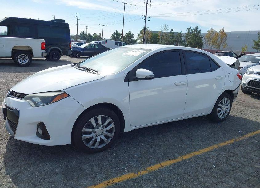 Photo 2 of 2014 Toyota Corolla S (VIN 5YFBURHE6EP104295)