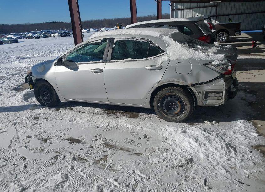 Photo 14 of 2014 Toyota Corolla S (VIN 5YFBURHE6EP112171)