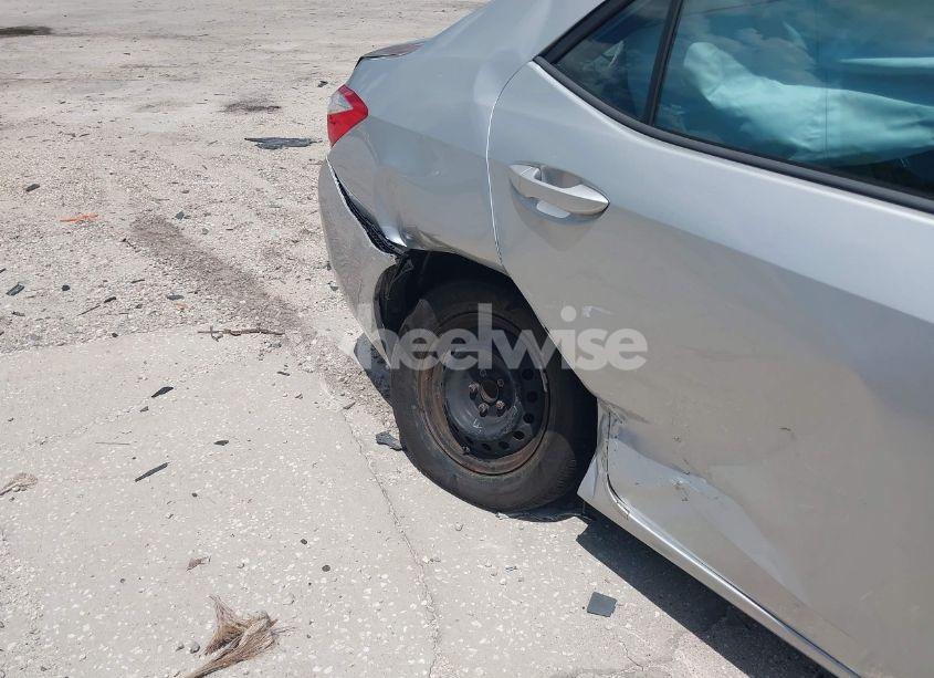 Photo 6 of 2014 Toyota Corolla L (VIN 5YFBURHE6EP117788)