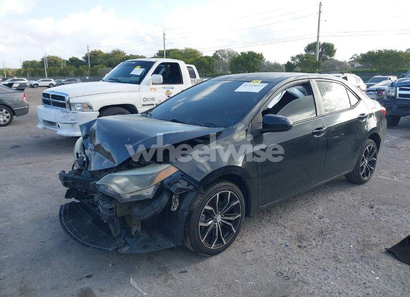 Photo 2 of 2014 Toyota Corolla L (VIN 5YFBURHE6EP118343)