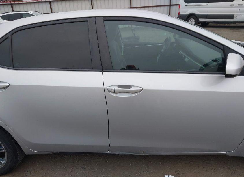 Photo 13 of 2014 Toyota Corolla L (VIN 5YFBURHE6EP157370)